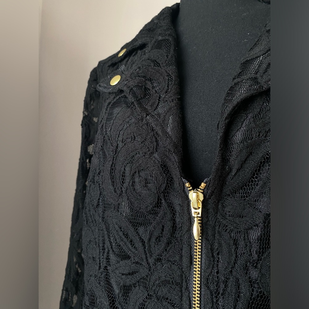 Women’s Chicos Size 2 large NWT Black lace moto jacket - Picture 9 of 10